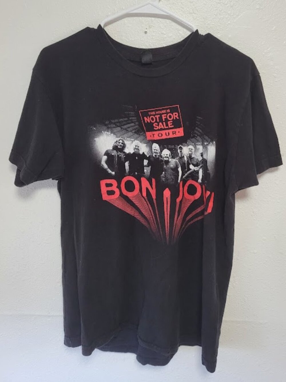Bon Jovi 2018 Tour T-Shirt This House Is Not for Sale Black Size Medium